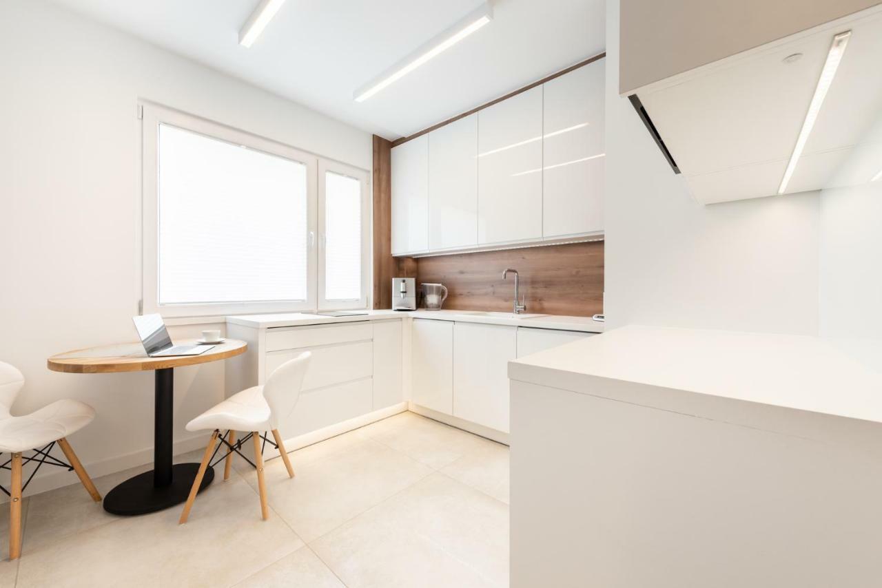 Apartament Silesian Vip Gliwice Buitenkant foto